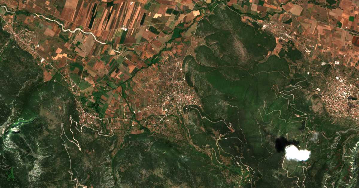Carte satellite de Polýdrossos