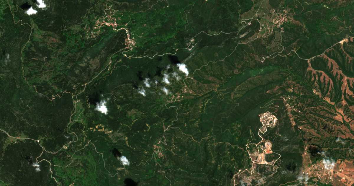 Carte satellite de Sklíthro