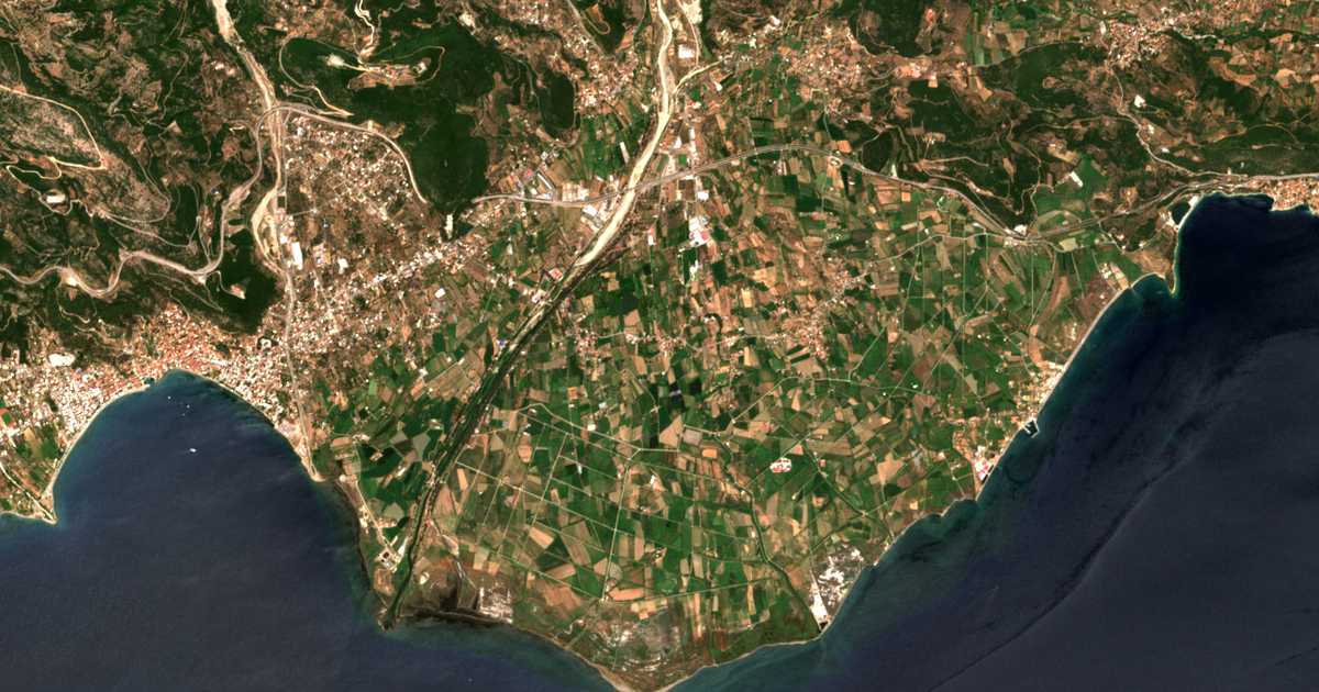 Carte satellite de Ágios Polýkarpos