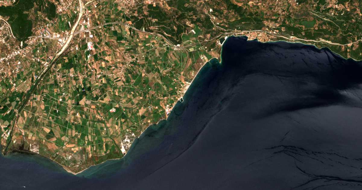 Carte satellite de Chiliadoú