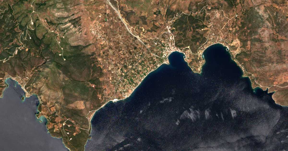 Carte satellite de Paralía Tolofónos