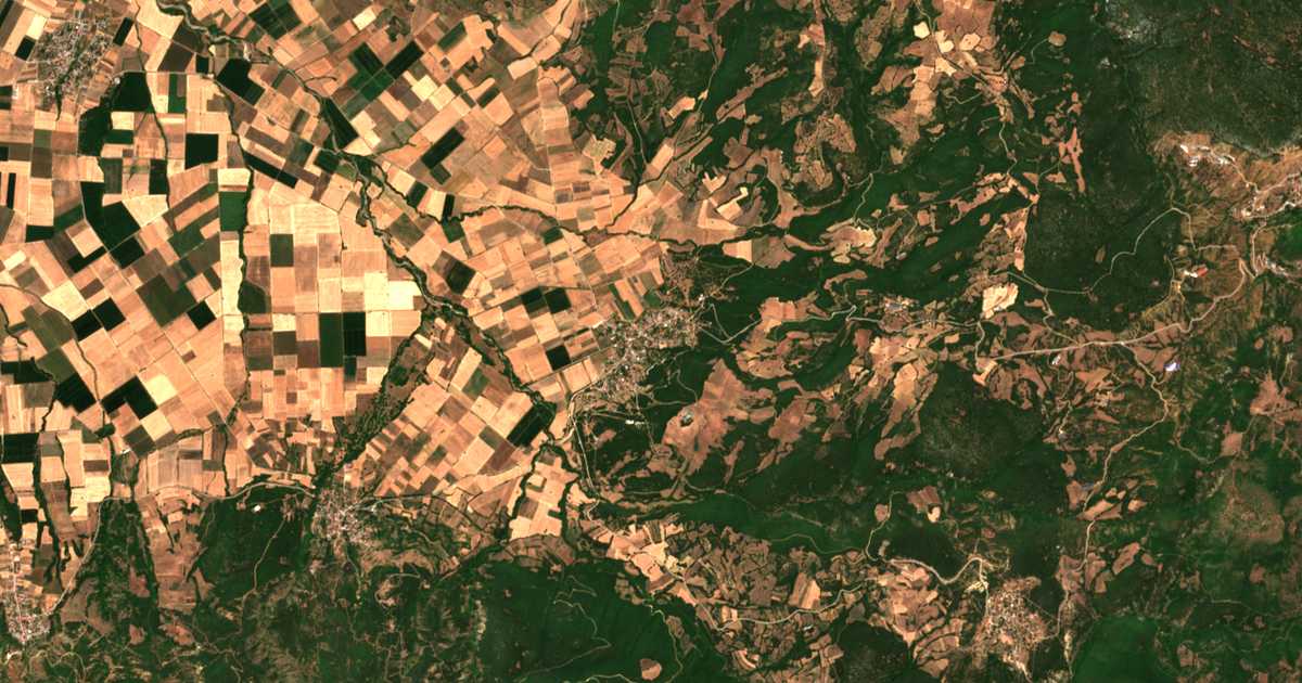 Carte satellite de Fyliadón