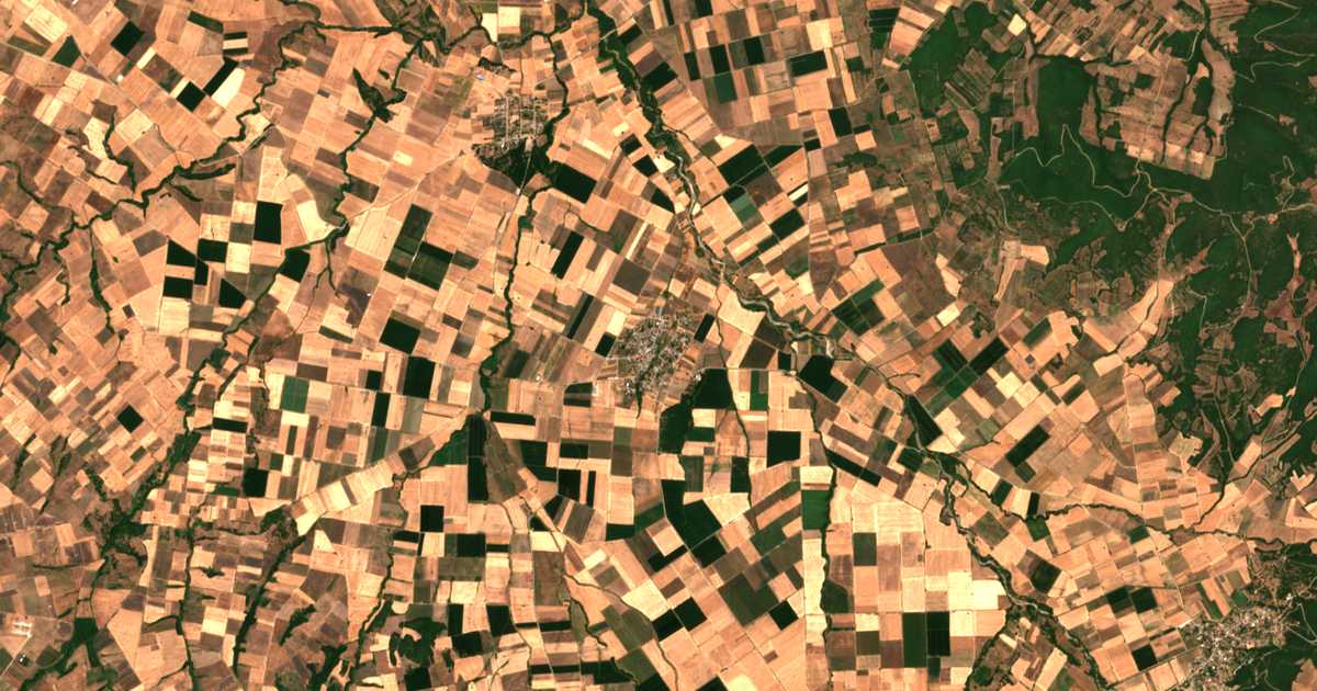 Carte satellite de Karyaí