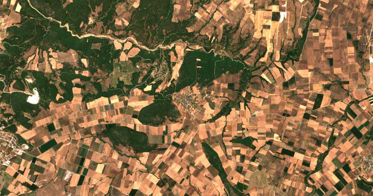 Carte satellite de Voúzion
