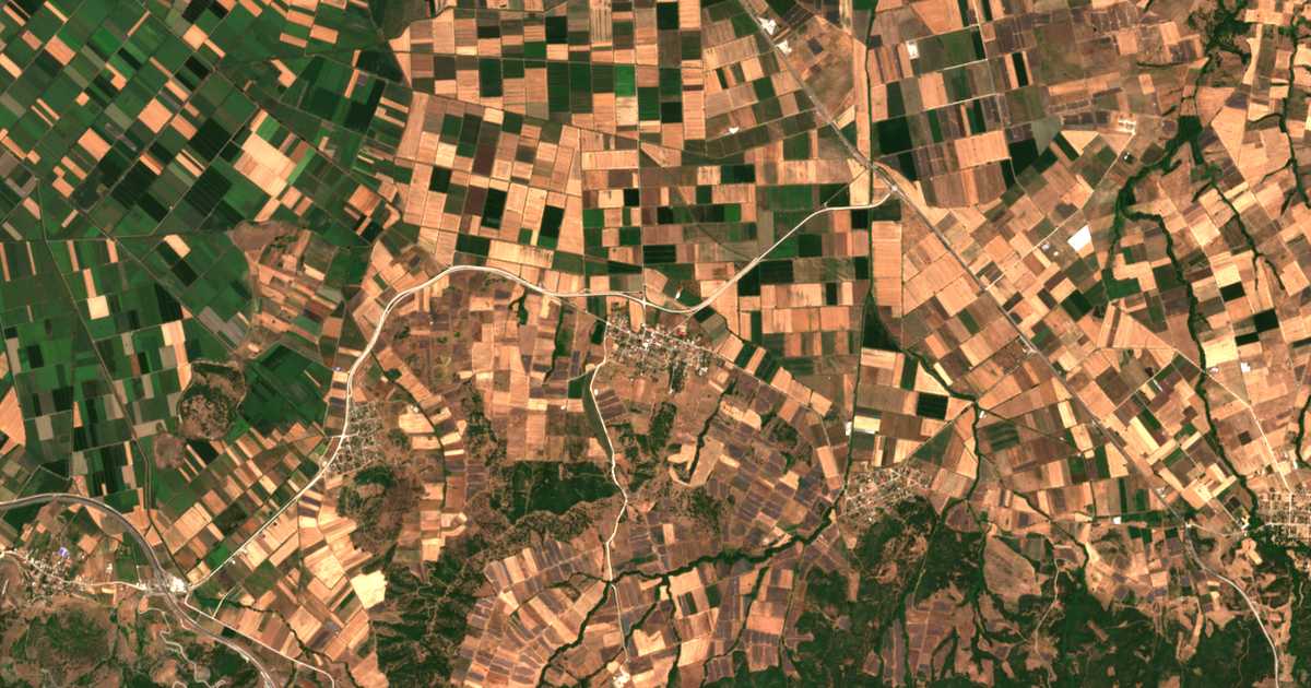 Carte satellite de Xyniás