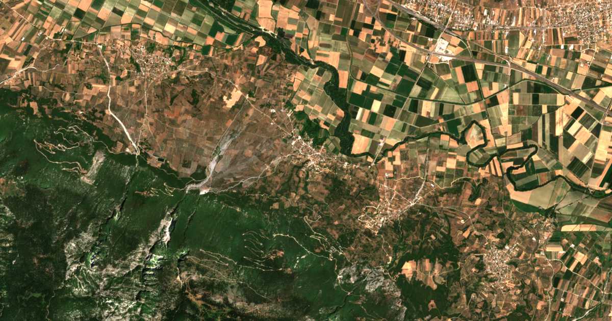 Carte satellite de Kompotádes