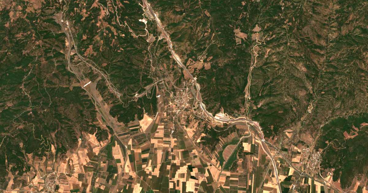 Carte satellite de Stírfaka