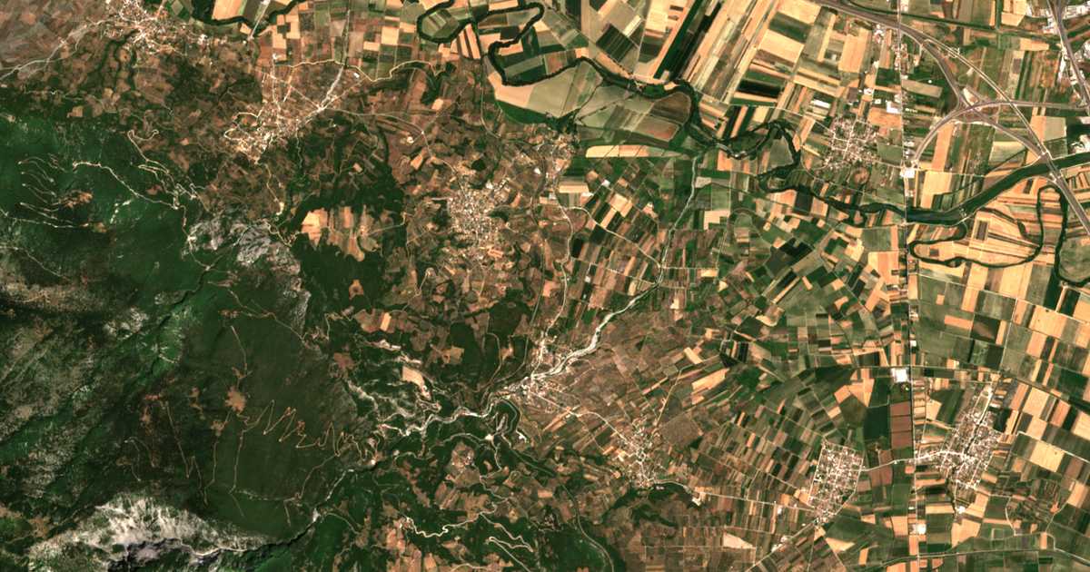 Carte satellite de Zakaíika