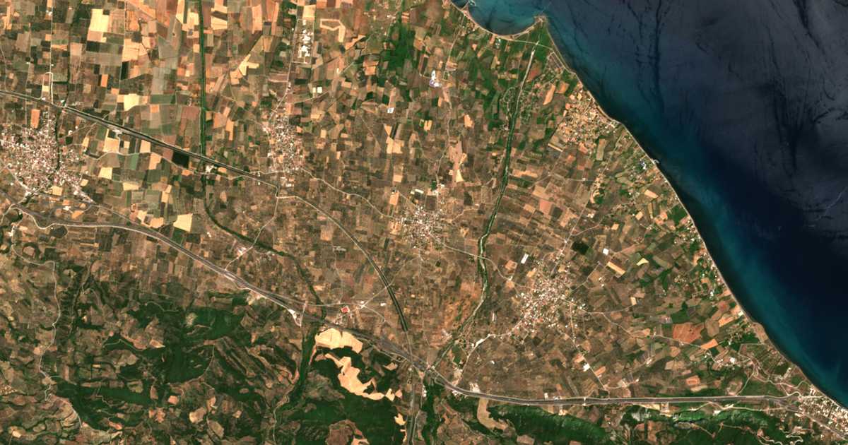 Carte satellite de Ágios Serafeím