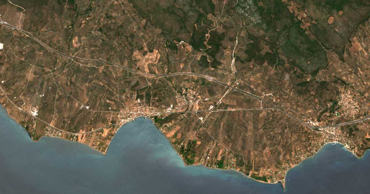 Carte satellite de Achinós