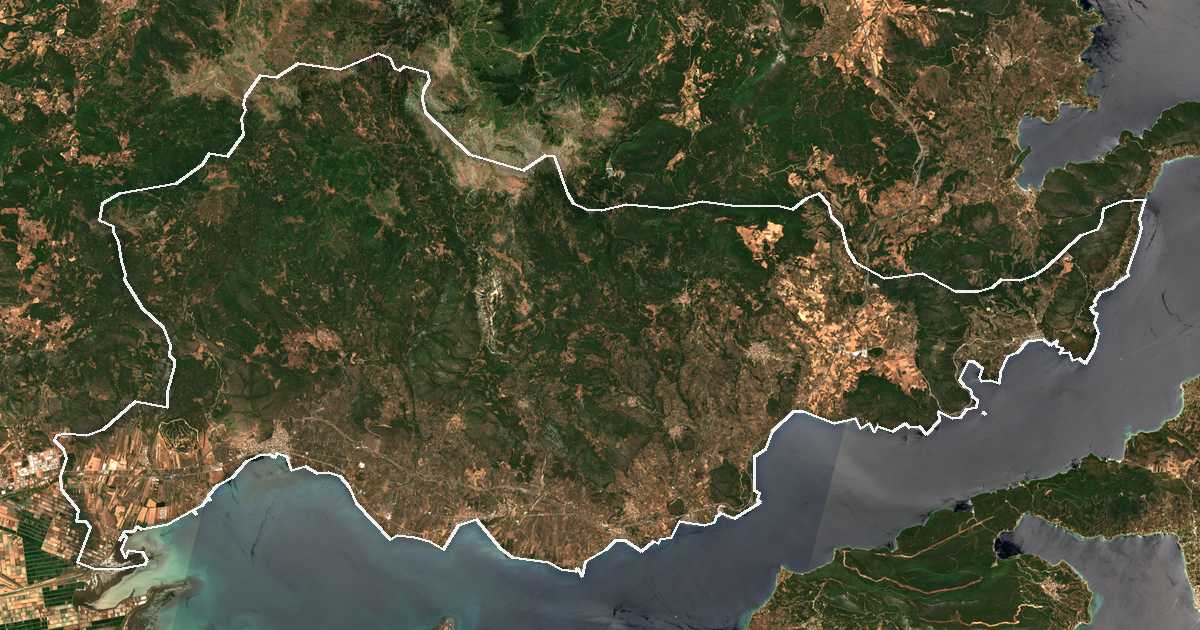 Image satellite avec la limite tracée: Stylída