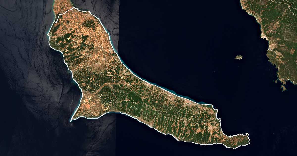 Image satellite avec la limite tracée: Kassándra