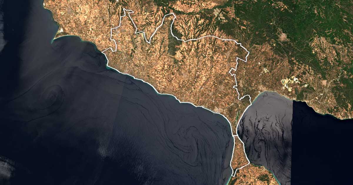 Image satellite avec la limite tracée: Néa Propontída