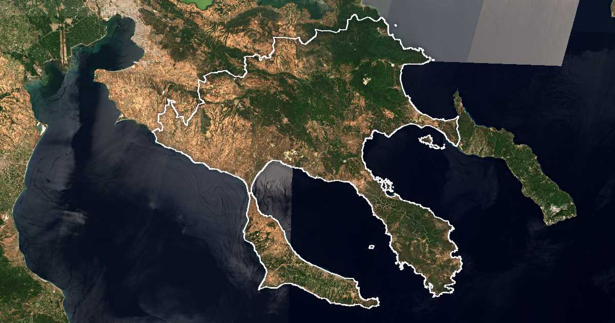 Image satellite avec la limite tracée: Chalcidique
