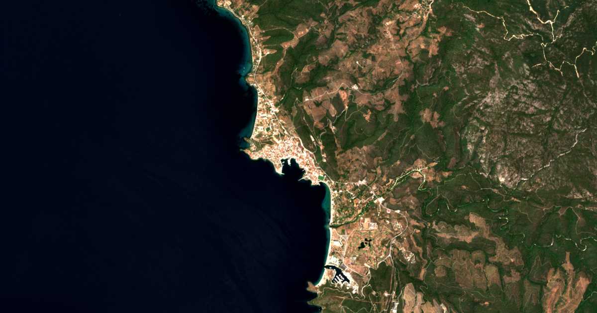 Carte satellite de Neos Marmaras