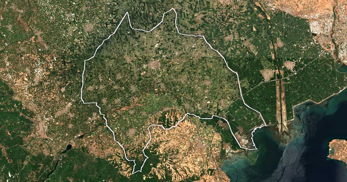 Image satellite avec la limite tracée: d'Alexándria