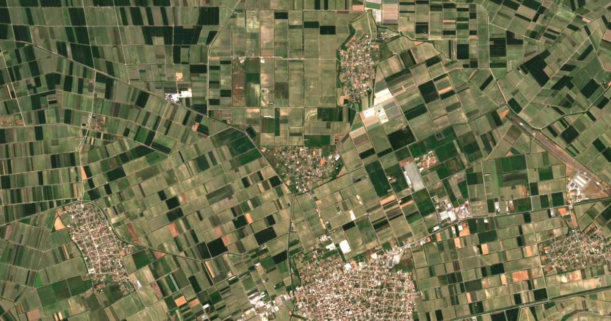 Carte satellite de Schinás