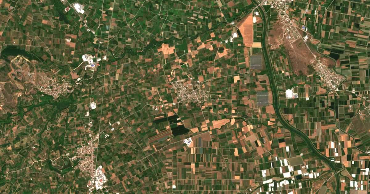 Carte satellite de Charíessa
