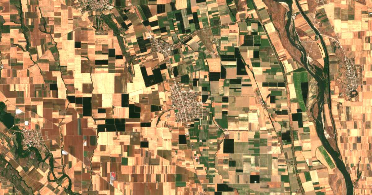 Carte satellite de Ágios Pétros