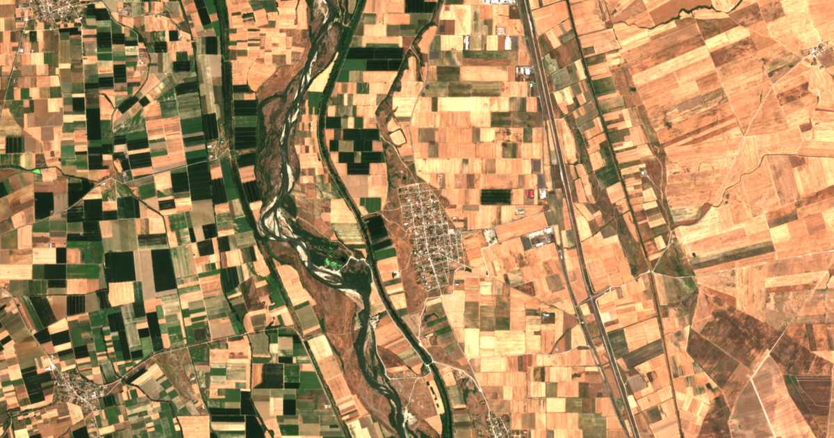 Carte satellite de Áspros