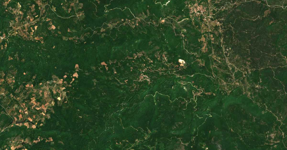 Carte satellite de Koúpa
