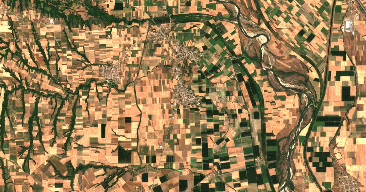 Carte satellite de Rýzia