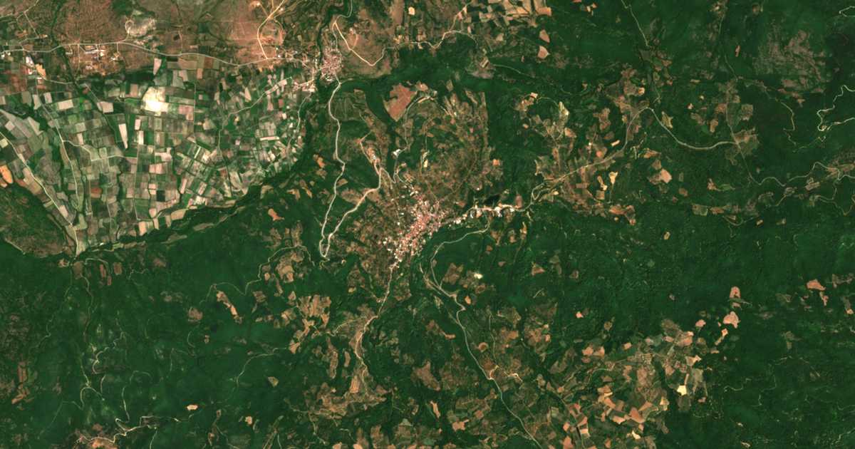 Carte satellite de Archángelos