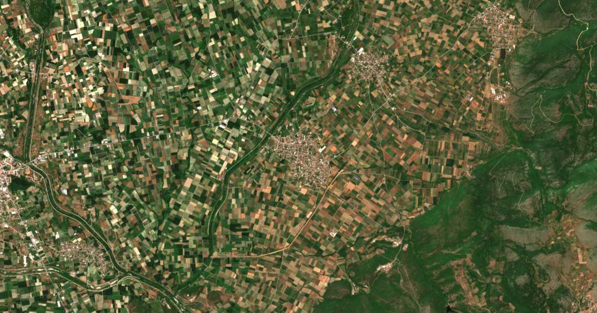 Carte satellite de Exaplátanos