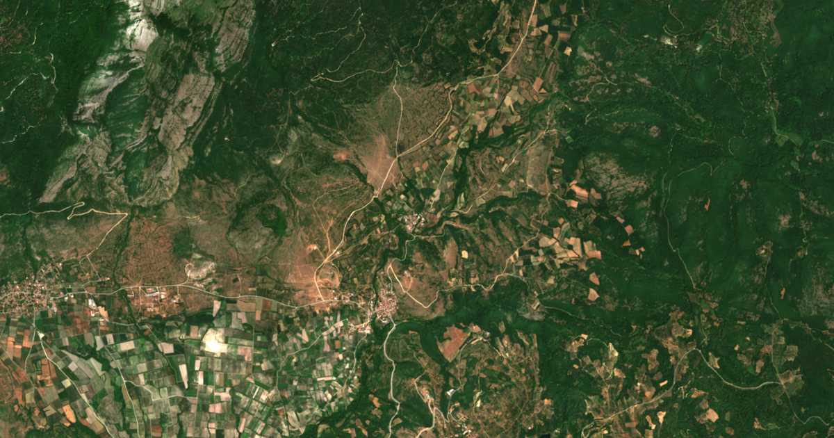 Carte satellite de Lagkadiá