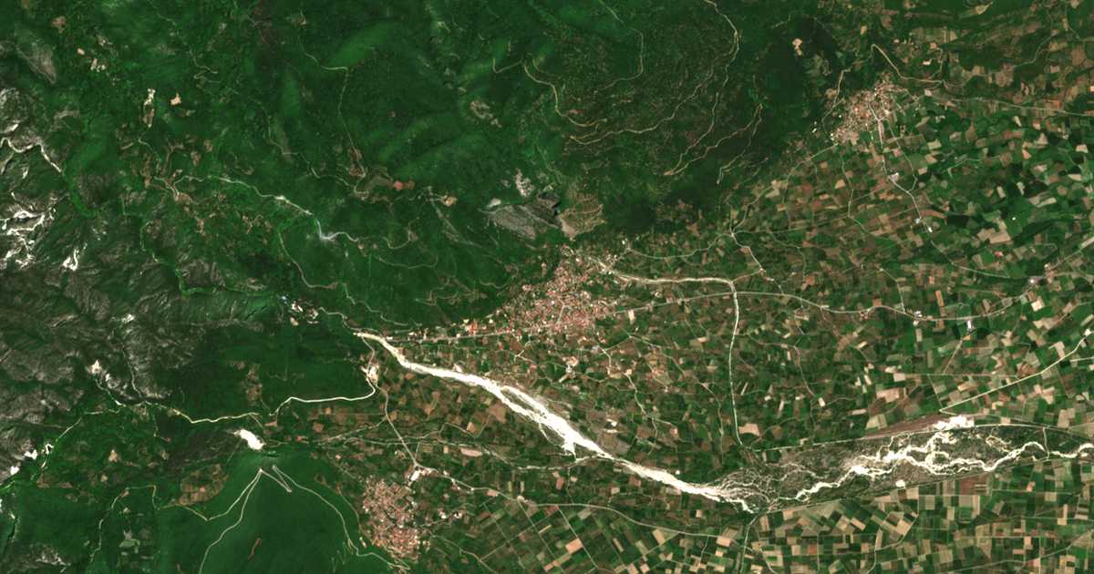 Carte satellite de Loutráki