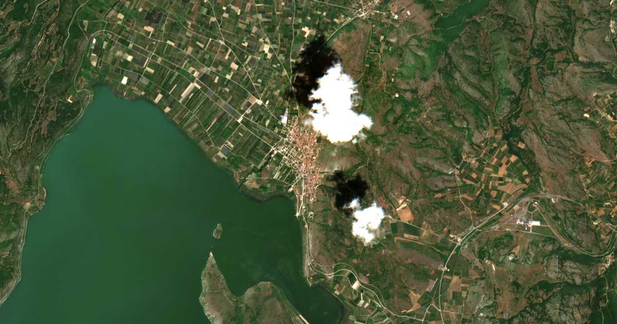 Carte satellite de Árnissa