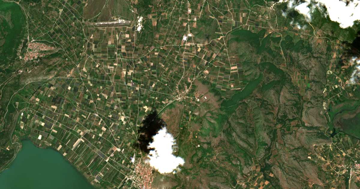 Carte satellite de Néa Xanthógeia