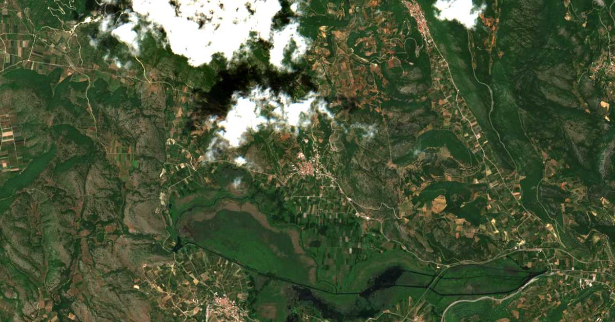 Carte satellite de Nisíon