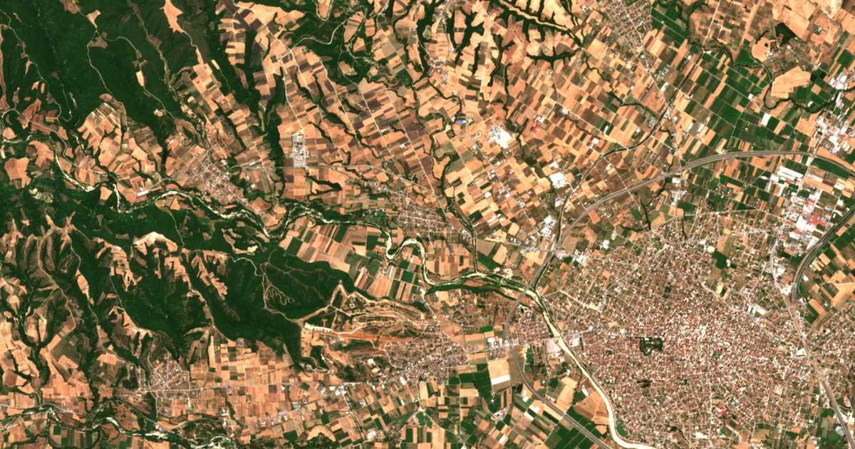 Carte satellite de Néo Keramídi
