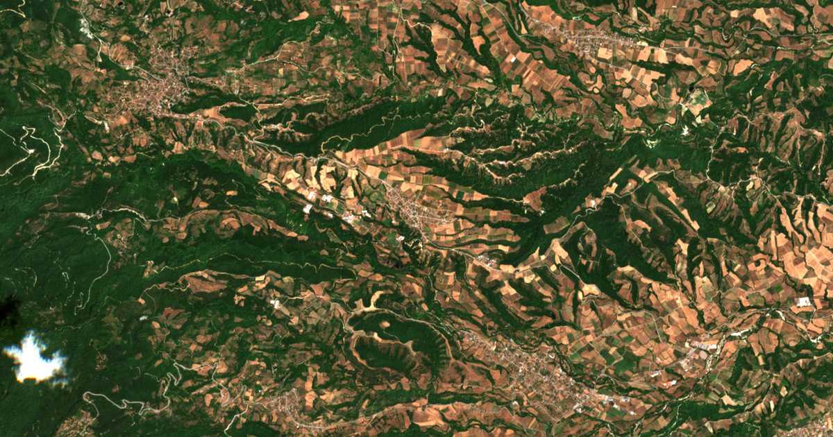 Carte satellite de Vría