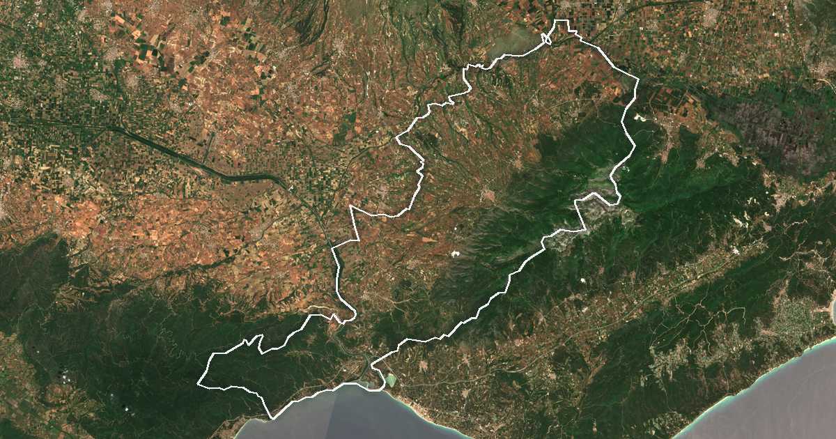 Image satellite avec la limite tracée: Amphipolis