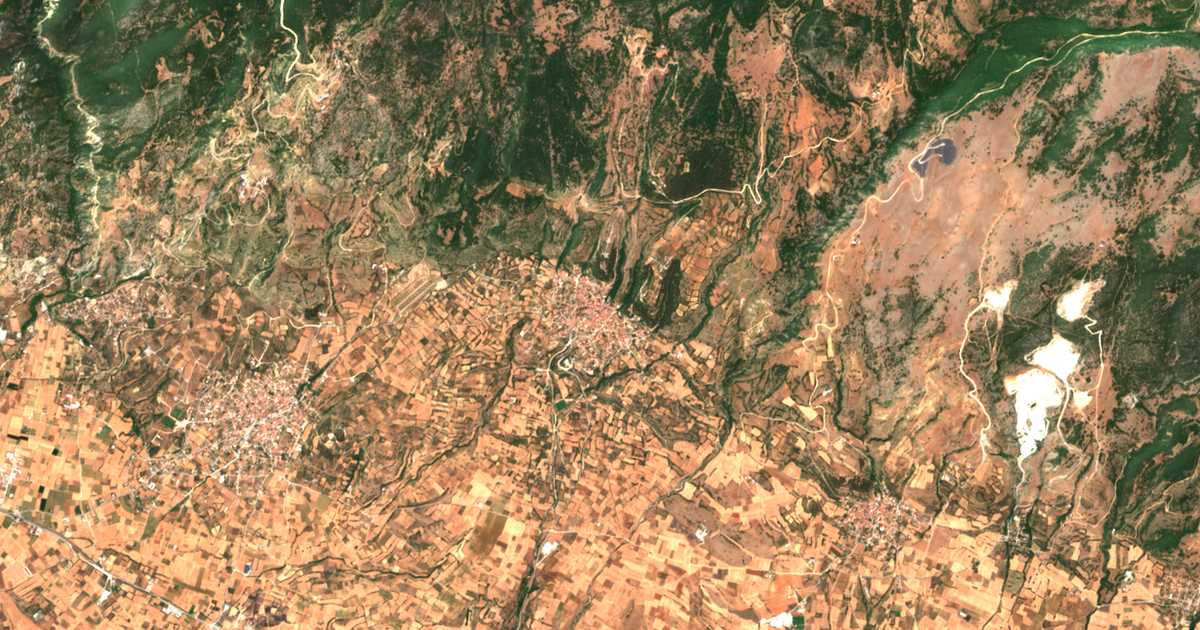 Carte satellite de Agio Pnevma