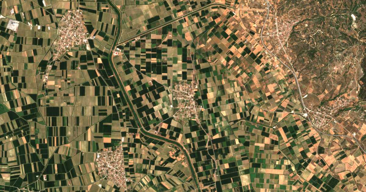 Carte satellite de Gefyroúdion
