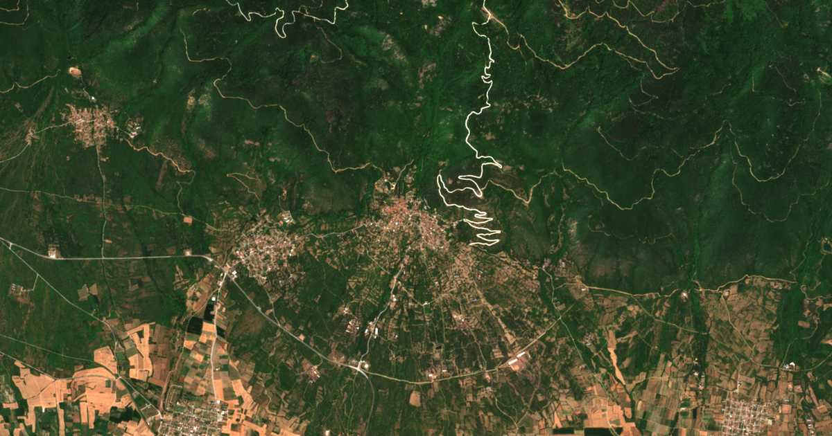 Carte satellite de Áno Poróia