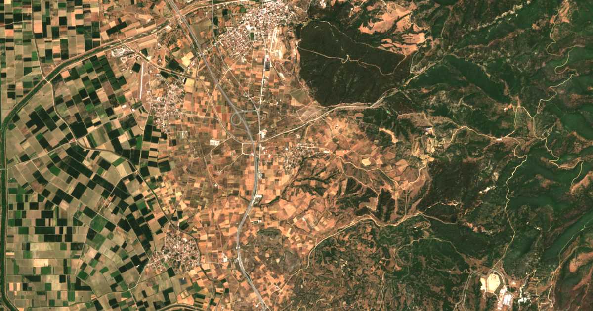 Carte satellite de Káto Ampélia