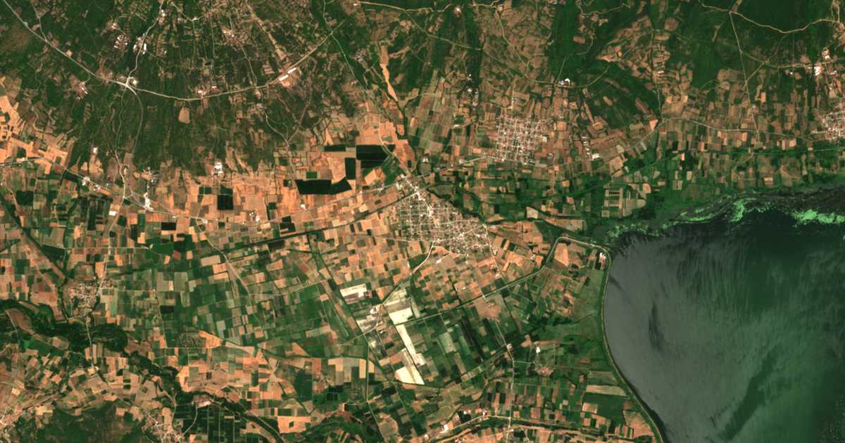 Carte satellite de Livadiá