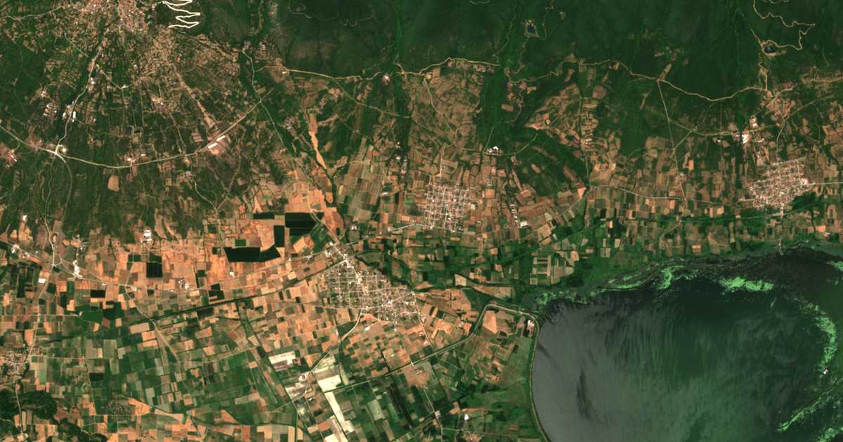 Carte satellite de Neochórion