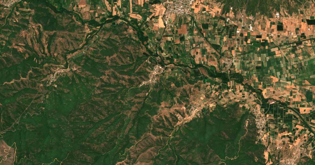 Carte satellite de Parapótamos