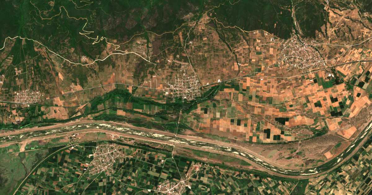 Carte satellite de Vyróneia