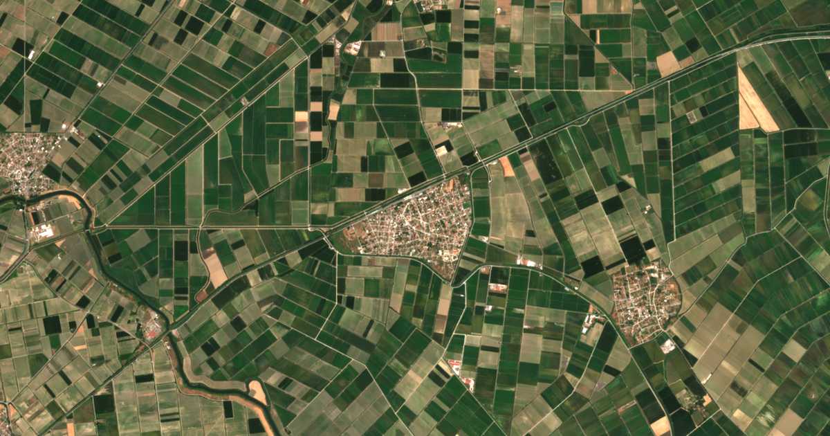 Carte satellite de Ádendro