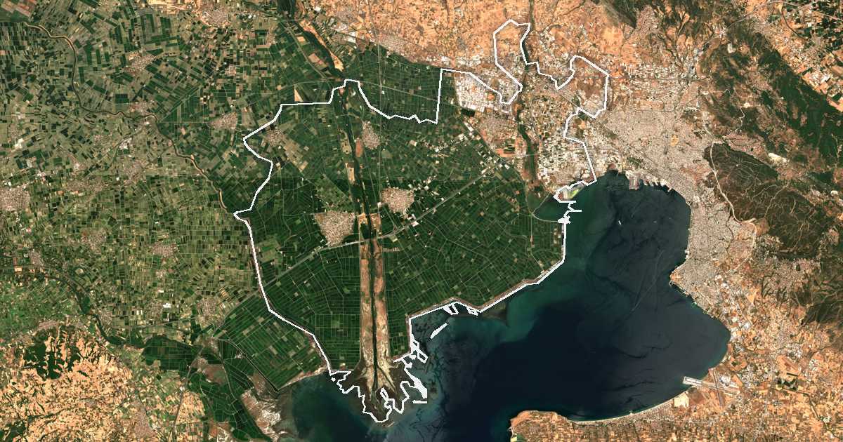Image satellite avec la limite tracée: de Délta