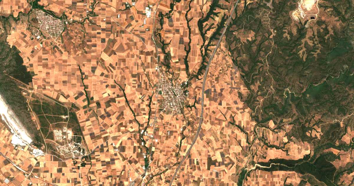 Carte satellite de Ássiros