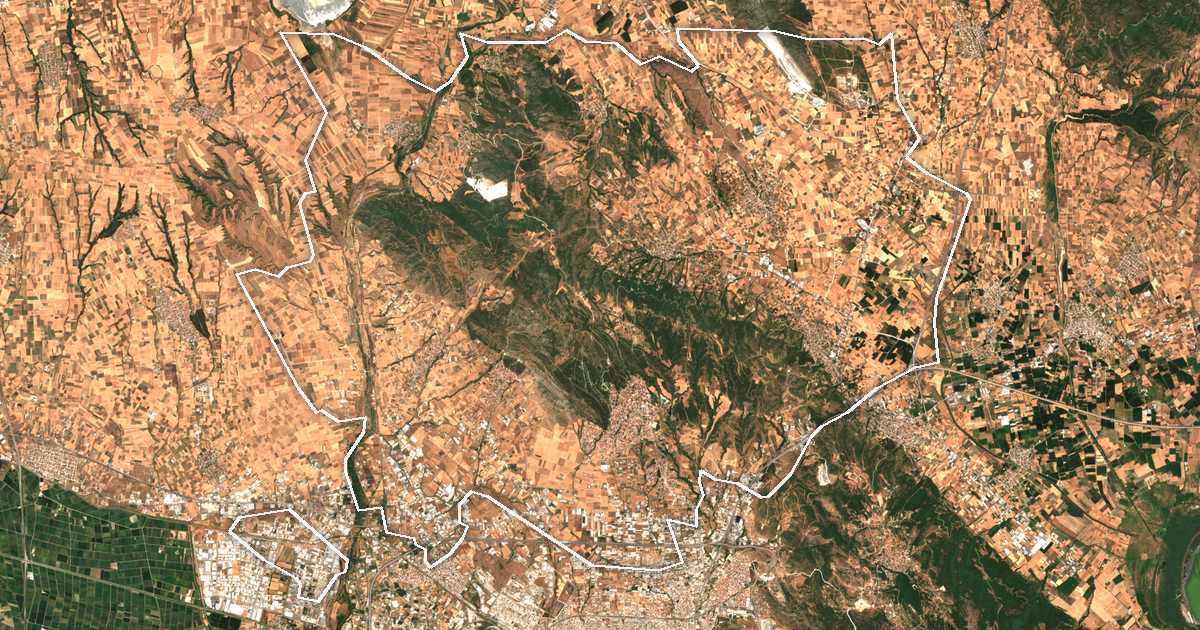 Image satellite avec la limite tracée: d'Oreókastro