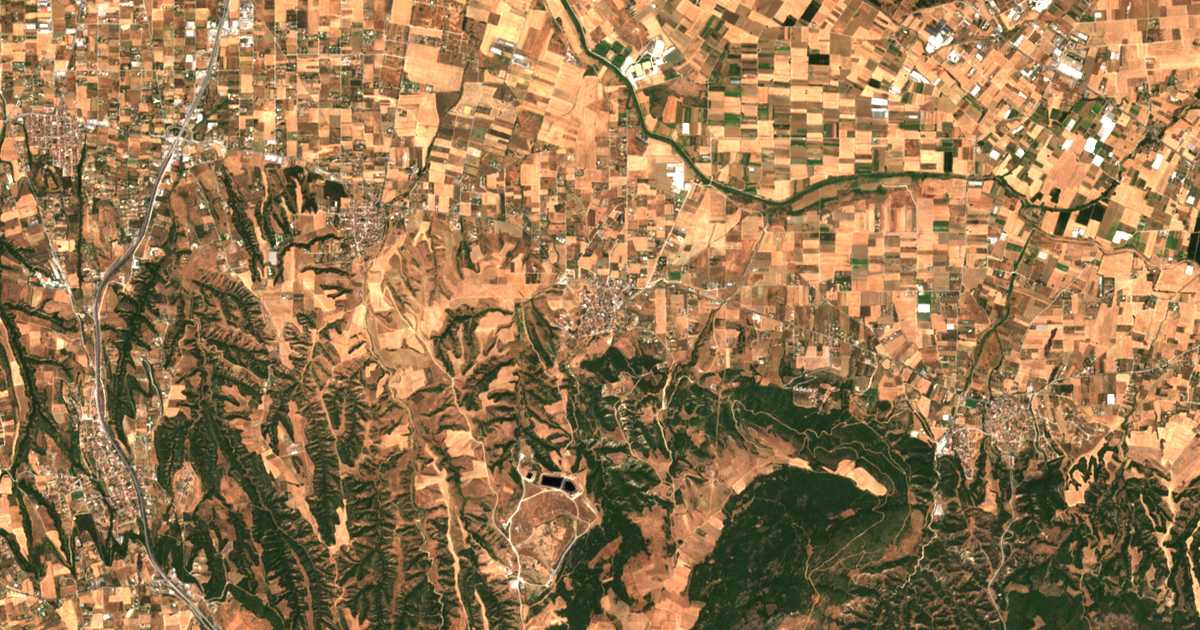 Carte satellite de Agía Paraskeví