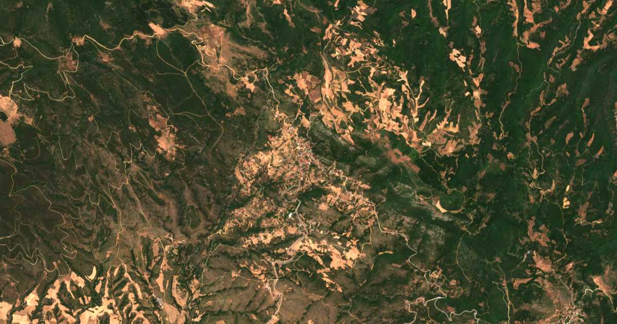Carte satellite de Peristerá